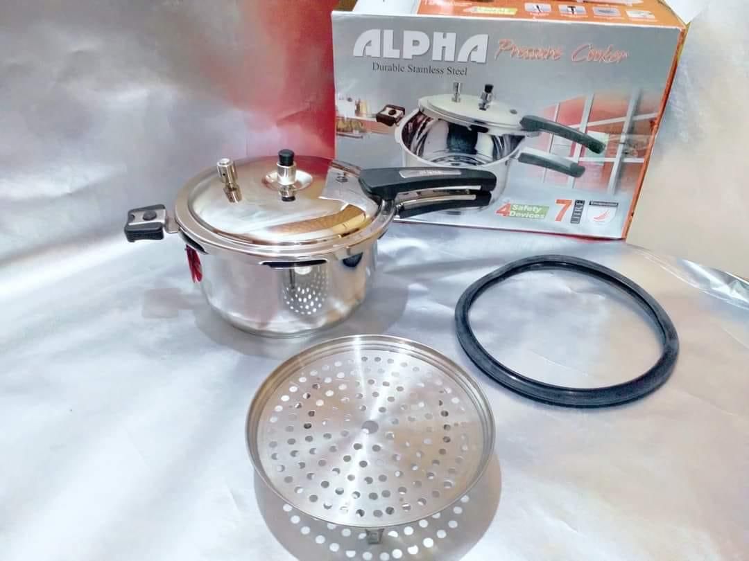 Alpha Stainless Steel Pressure cooker
